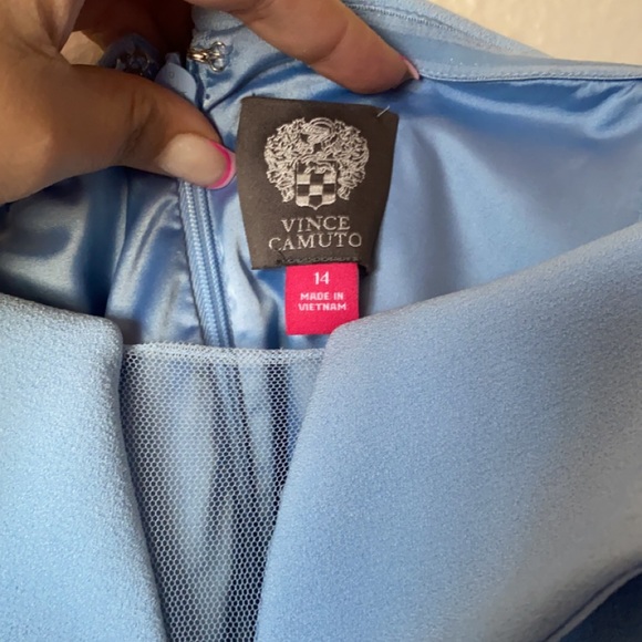 Vince Camuto Light Blue Off Shoulder Gown - Picture 3 of 12